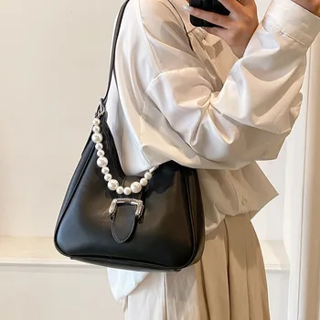 2023 Летняя новая женская сумка, милая жемчужная сумочка, маленькая свежая любовная сумка через плечо, Корейская версия модной красивой сумки подмышками