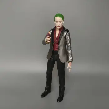 Коллекционные предметы DCC Multiverse Sucide The Joker- Свободная фигурка Человека-шутника
