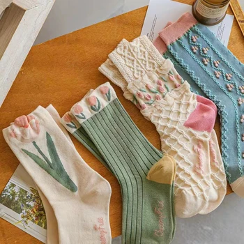 Новые женские носки в корейском стиле с цветочным трендом, повседневные хлопчатобумажные носки для девочек с оборками, Милые, сладкие Дышащие носки Kawaii Crew Для девочек